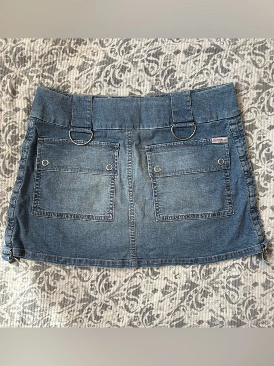 Guess y2k denim cargo mini skirt - Picture 2 of 4